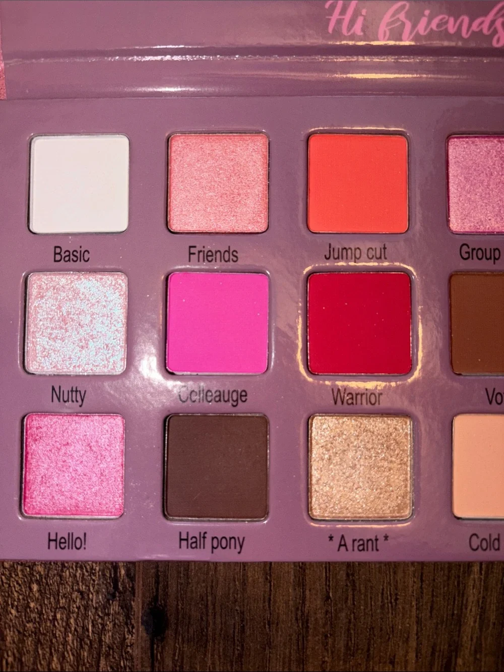 Hi Friends! Smokey Glow Eyeshadow Palette